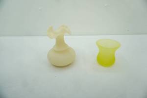 lot 403 image: Vintage Vaseline Glass Sawtooth Candle Cup Fenton Satin Custard Ruffled Vase