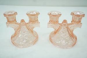 lot 440 image: 1930s Pink Depression Glass Pieces, Federal Glass Wigwam Windmill