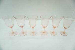 lot 450 image: 1930s Pink Depression Glass Wine Glasses (3 different patterns)