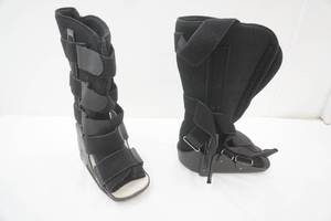 lot 460 image: Left and Right Medical Boot
