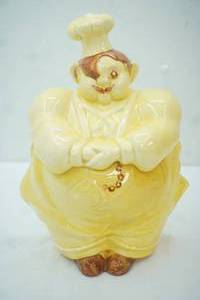 lot 474 image: Vintage 1940s Red Wing Chef Pierre Cookie Jar 12 tall