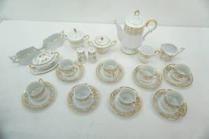 lot 508 image: Vintage 50th Anniversary Fine China Tea Collection
