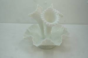 lot 509 image: Vintage Fenton Diamond Lace Milk Glass Epergne 9.5 tall by 10.5 across