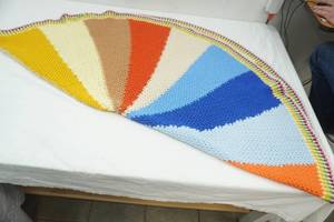 lot 529 image: Vintage Round Afghan