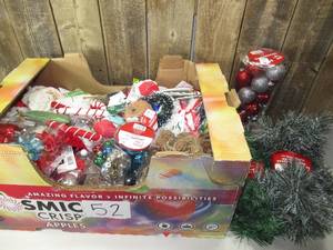 Lot of Christmas Orman