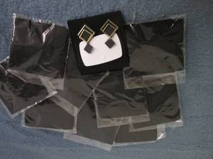 lot 104 image: Lot of 10 brand new black and gold ...