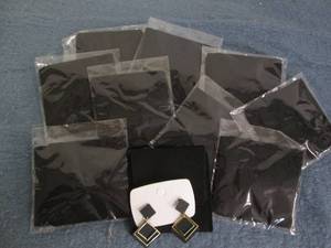 lot 105 image: Lot of 10 brand new black and gold ...