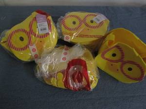 lot 139 image: 4 Chick Easter baskets...