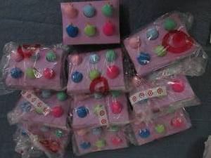 lot 145 image: 10 Spritz half dozen decorative bir...