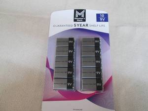 lot 80 image: 12 9 Volt batteries...