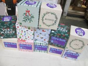 lot 84 image: 12 Packs of ultra soft facial tissu...