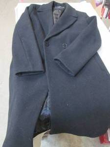 lot 91 image: DKNY ladies coat...