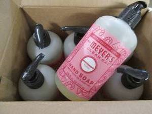 lot 200 image: 6 12.5oz Mrs Meyers Clean Day hand ...