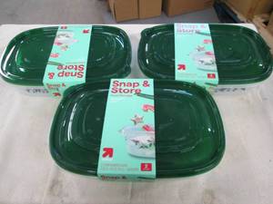 lot 205 image: 3 2 Packs of food storage container...