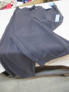 lot 243 image: L Wideleg pants...