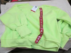 lot 250 image: XL Cozy crew...