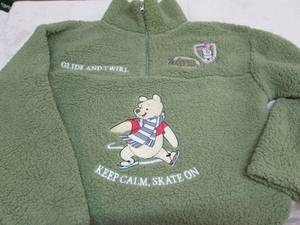lot 256 image: Disney M Winnie the Pooh fleece...