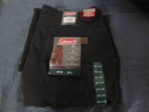 lot 157 image: Coleman 40 x 30 fleece lined pants...