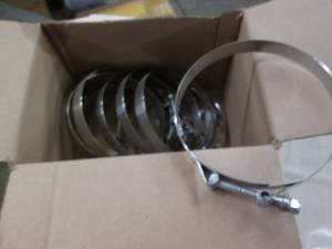 lot 305 image: Box of clamps...