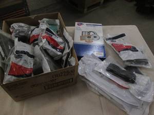 lot 310 image: Box of assorted filters...