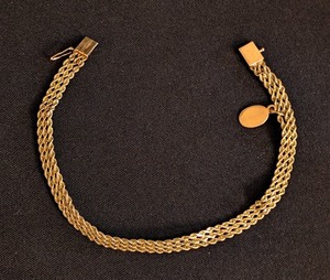 lot 77 image: K - 10K Yellow Gold Rope Chain Bracelet - 8 in Long