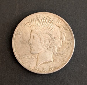 lot 117 image: K - Peace Dollar 1928 - Silver, No Mint Mark