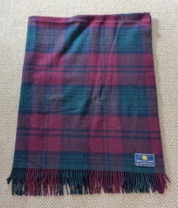 lot 131 image: LR - Highland Tweeds Wool Throw Blanket Plaid - Made in UK