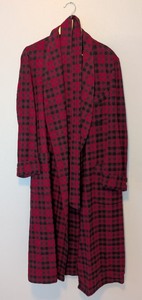 lot 168 image: B2 - Pendleton Wool Robe - Mens Large (Est.) - RedBlack Plaid 100% Virgin Wool