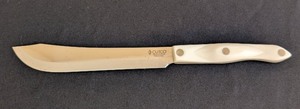 lot 209 image: K - Cutco 1722 KE 8-Inch Chef Knife - Made in USA