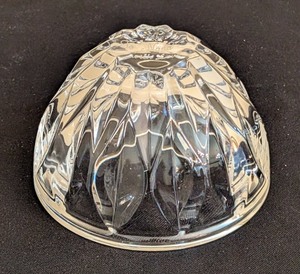 lot 290 image: Kosta Boda Opus Crystal Bowl