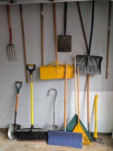 lot 312 image: Assorted Shovels, Rakes & Yard Tools - Wood Handles, Metal Blades, Outdoor Tools