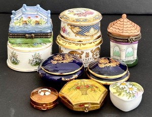 lot 188H image: SR - Miniature Trinket Boxes  and Compacts (Lot of 10)