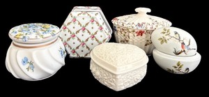 lot 190H image: SR - Assorted Vintage Porcelain Trinket Boxes including Spode Orchid Designs Trinket Box- Lot of 5