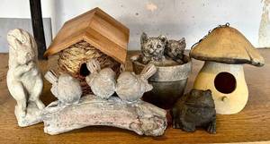 lot 303H image: G - Outdoor Cement Garden Statues - Squirrel, Kittens, Frog & 2 Bird Feeders