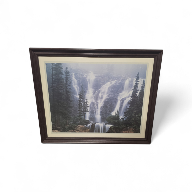 lot 111 image: Framed Artwork