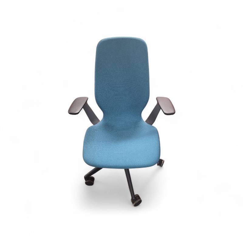 lot 144 image: Steelcase Case SilQ Task Chair Teal Retails new for $899
