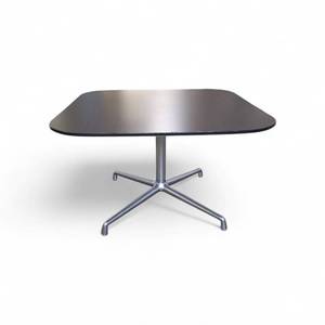 lot 180 image: Steelcase Coalese Table 48x48x29
