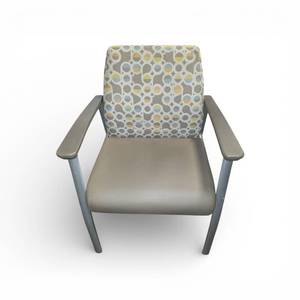 lot 182 image: 2 Arcadia Contract Haven guest chair designed for healthcare and commercial applications, featuring a metal frame and patterned upholstery.