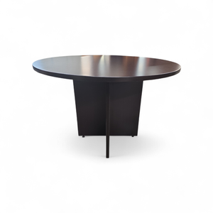 lot 204 image: 42 Round Table