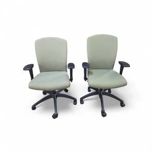 2 Krug Task Chairs- Lime