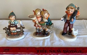 lot 35 image: Goebel Porcelain Figurines (Lot of 3)