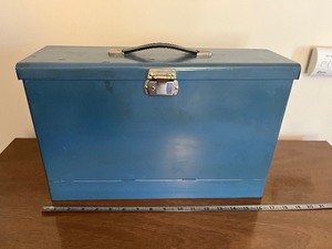 lot 77 image: Vintage Blue Metal Toolbox or File Storage with Handle