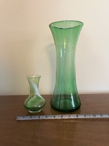 lot 82 image: Green Glass Vases Pair - Tall Green Bud Vase & Small Swirl Vase