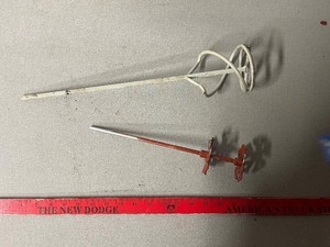 lot 214 image: Set of 2 Mixers - Paint & Mortar