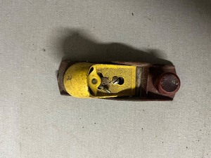 lot 224 image: Vintage Hand Plane - Small Yellow Cast Body with Red Knob