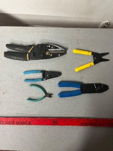 lot 230 image: Assorted Pliers & Crimping Tool Set (Lot of 5)