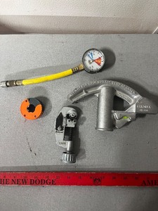 lot 240 image: Gardner No. 630 Back-to-Back Bend Tool with Pressure Gauge