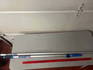 lot 252 image: Unger Connect & Clean Telescopic Pole 12 & 6 - Two-Piece Set