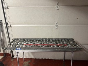 lot 253 image: Industrial Roller Conveyor Frame with Gravity Rollers