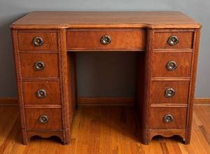 lot 21R image: BR1 - Vintage Double-Pedestal Desk